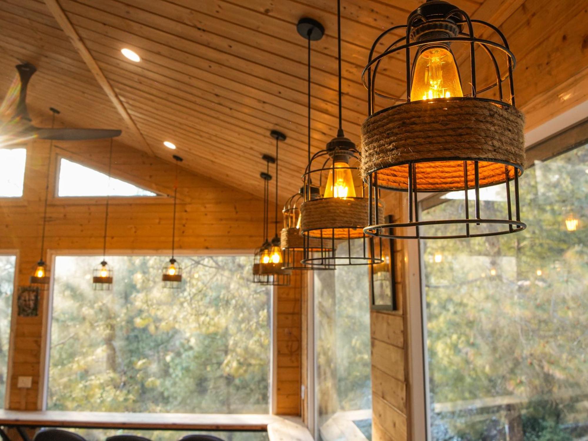 Thehimalayanliving Whistling Pines Hotel Муктесвар Екстериор снимка